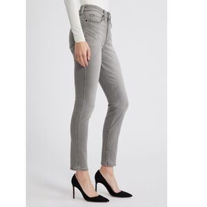 Good American Good Classic Skinny Jeans